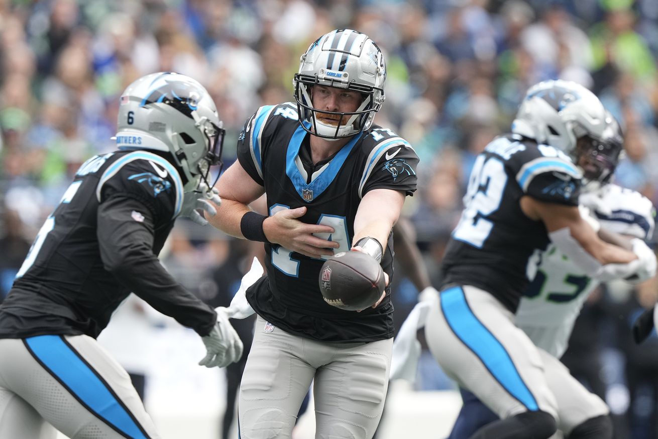 Carolina Panthers v Seattle Seahawks
