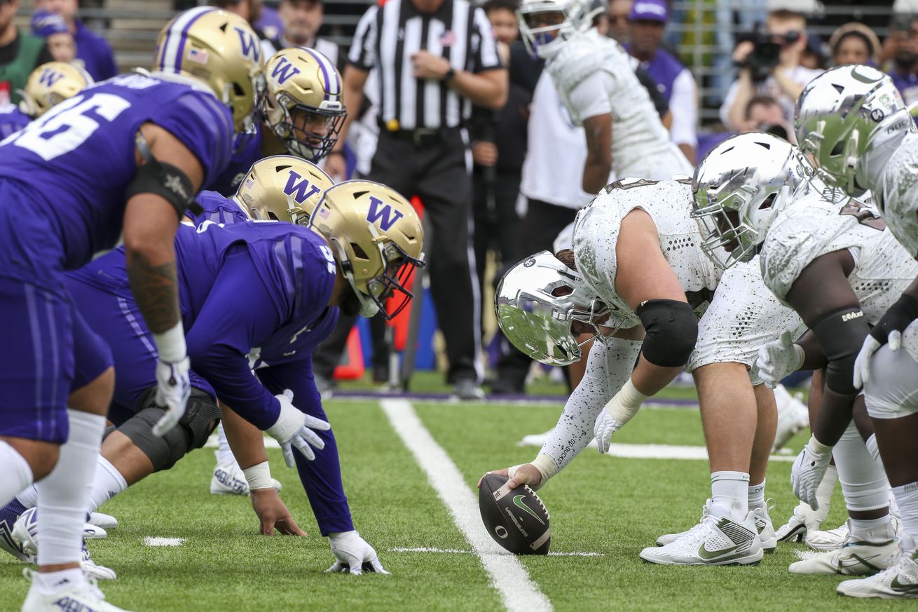 COLLEGE FOOTBALL: OCT 14 Oregon at Washington