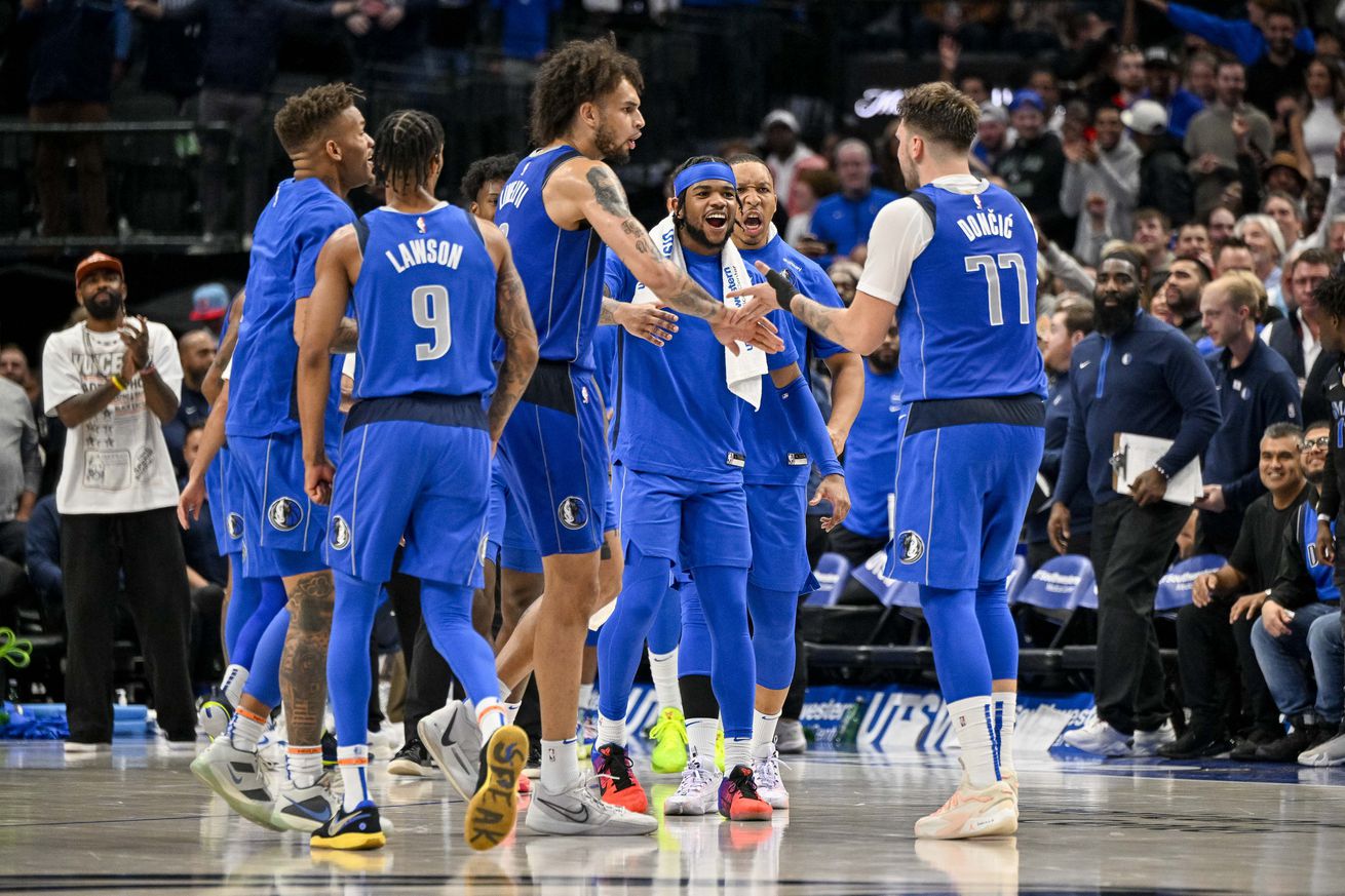 NBA: Oklahoma City Thunder at Dallas Mavericks