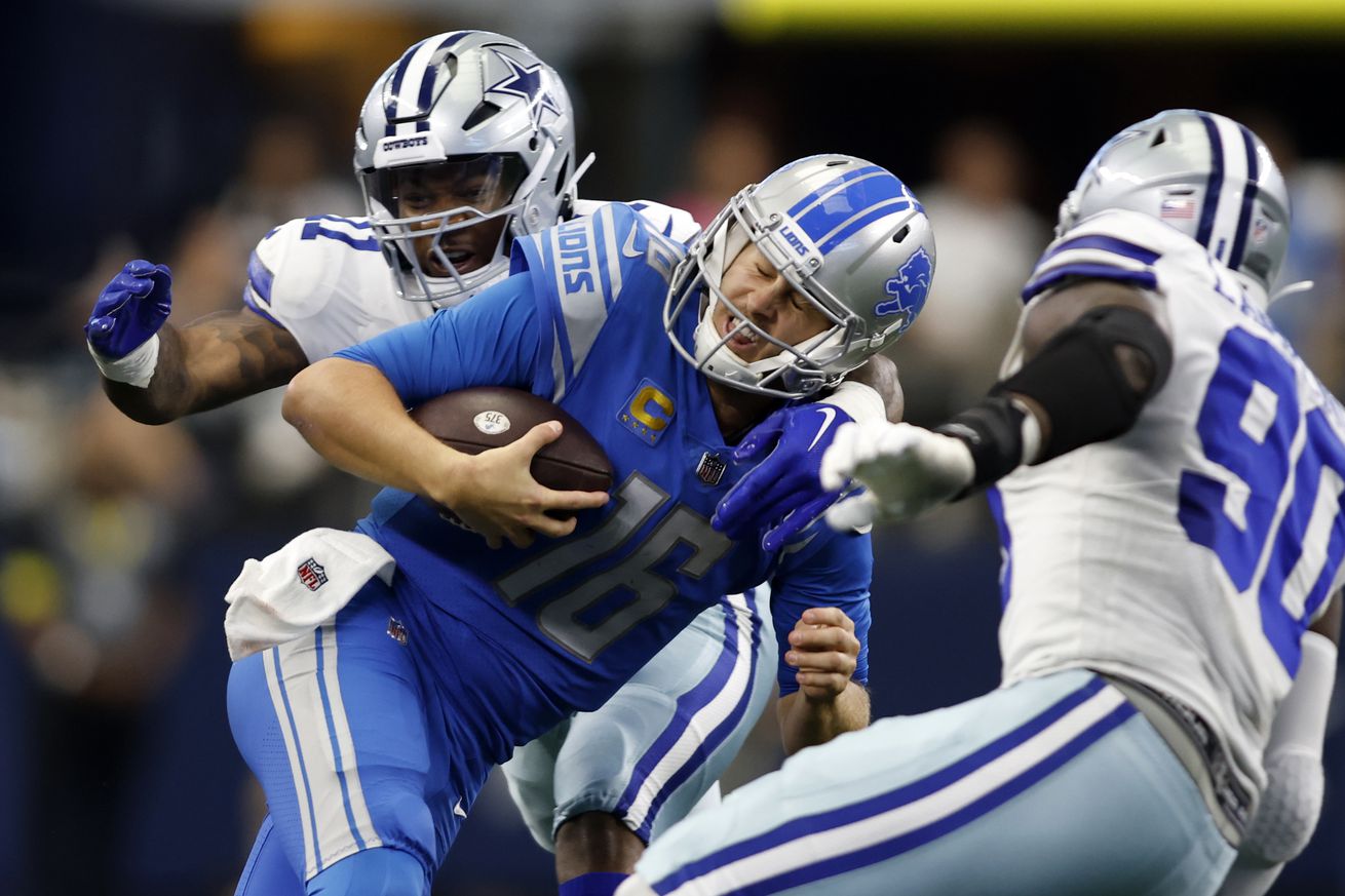 NFL: Detroit Lions at Dallas Cowboys