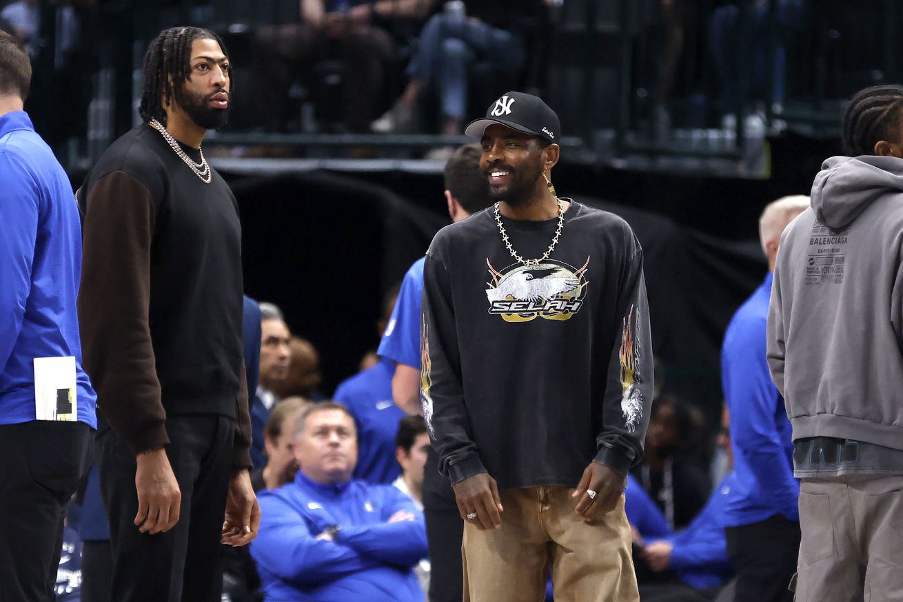 Philadelphia 76ers v Dallas Mavericks