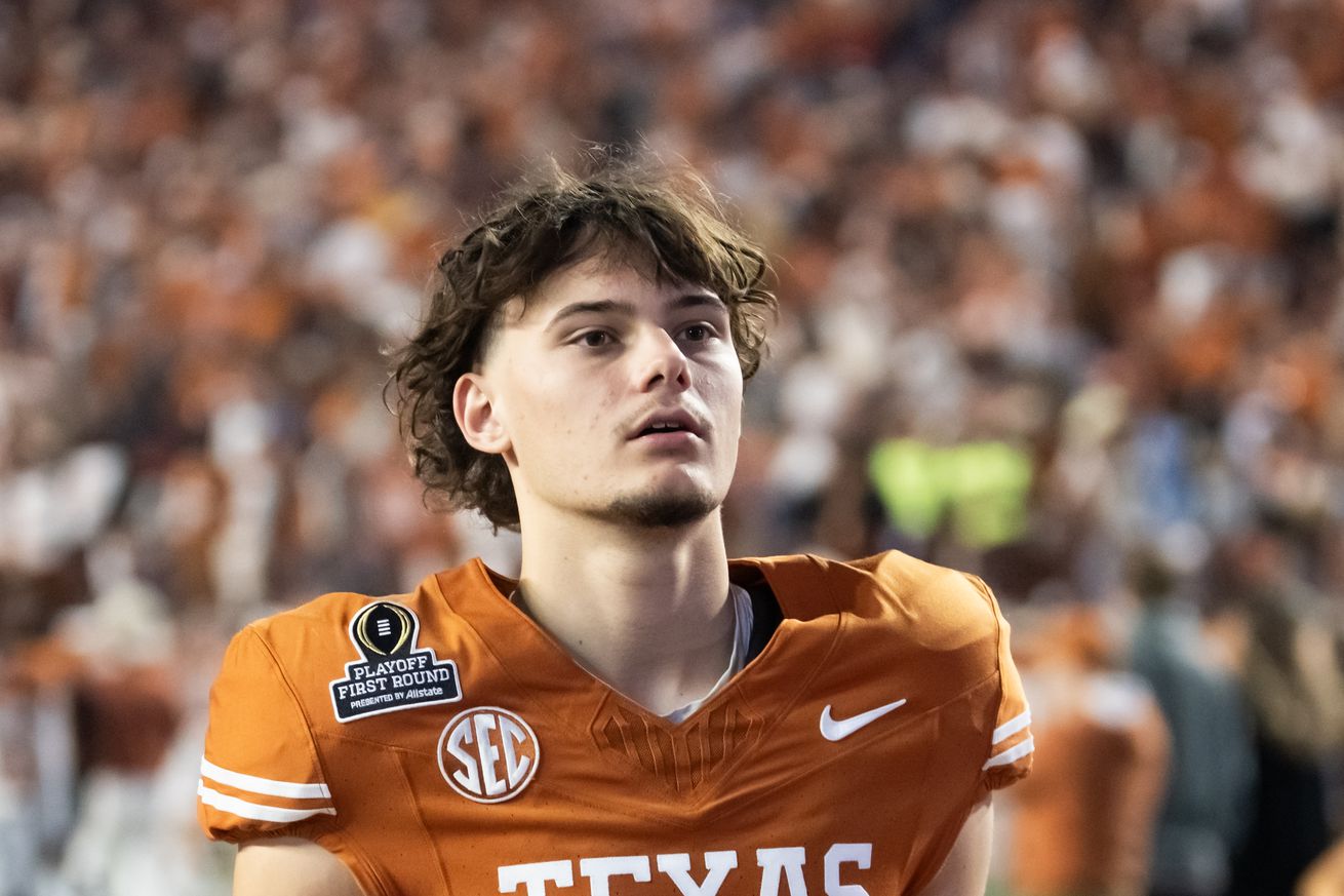 NCAA Football: CFP National Playoff First Round-Clemson at Texas