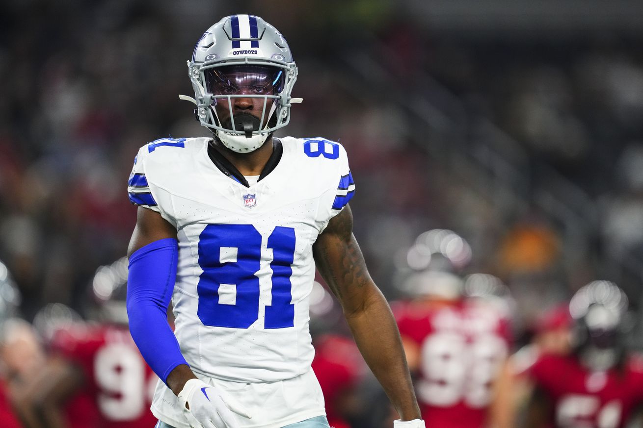 Tampa Bay Buccaneers v Dallas Cowboys