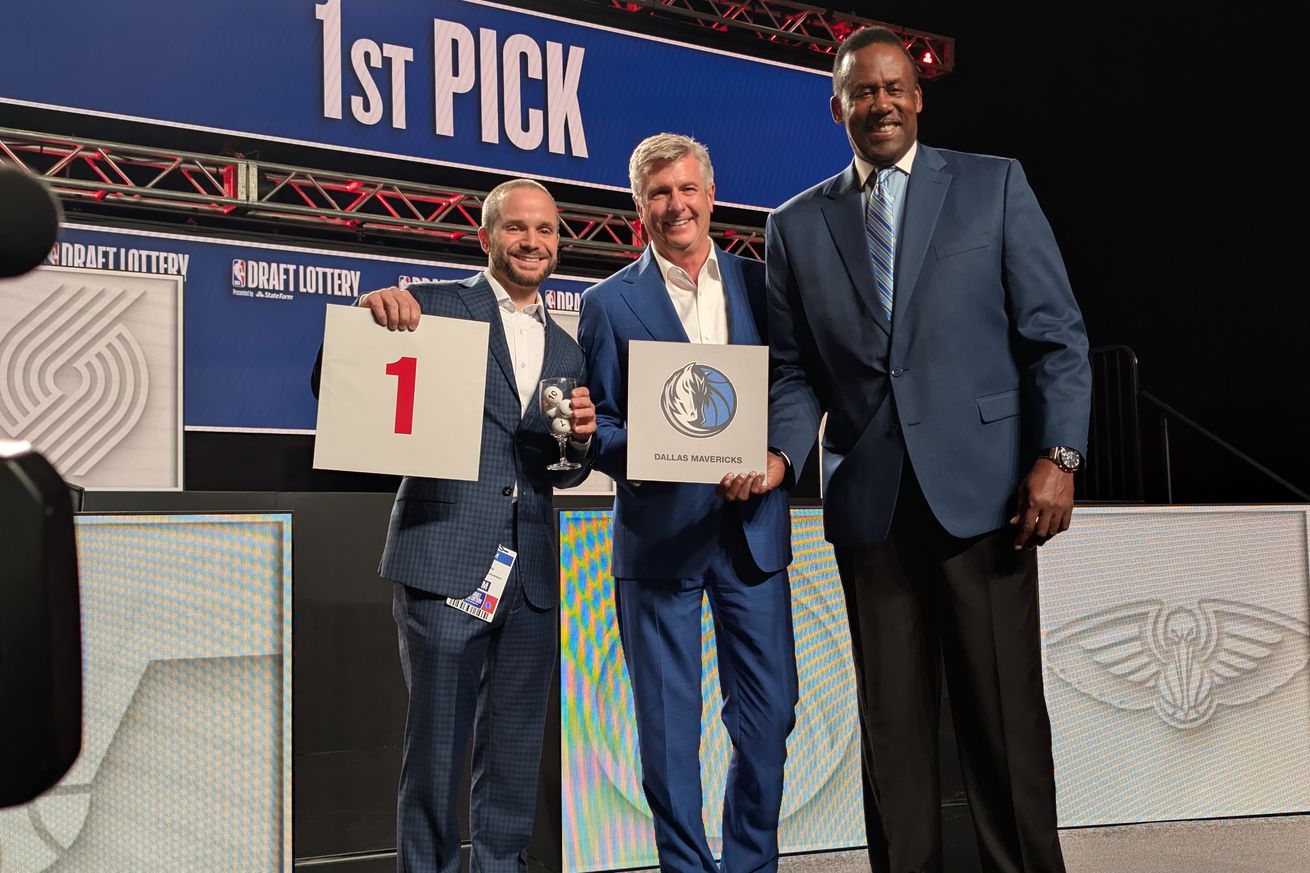 Dallas Maverics won the 2025 NBA Draft Lottery in Chicago