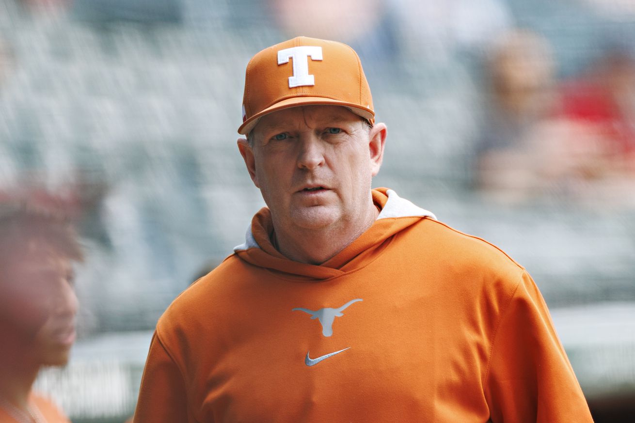 Texas v Arkansas: Game Three