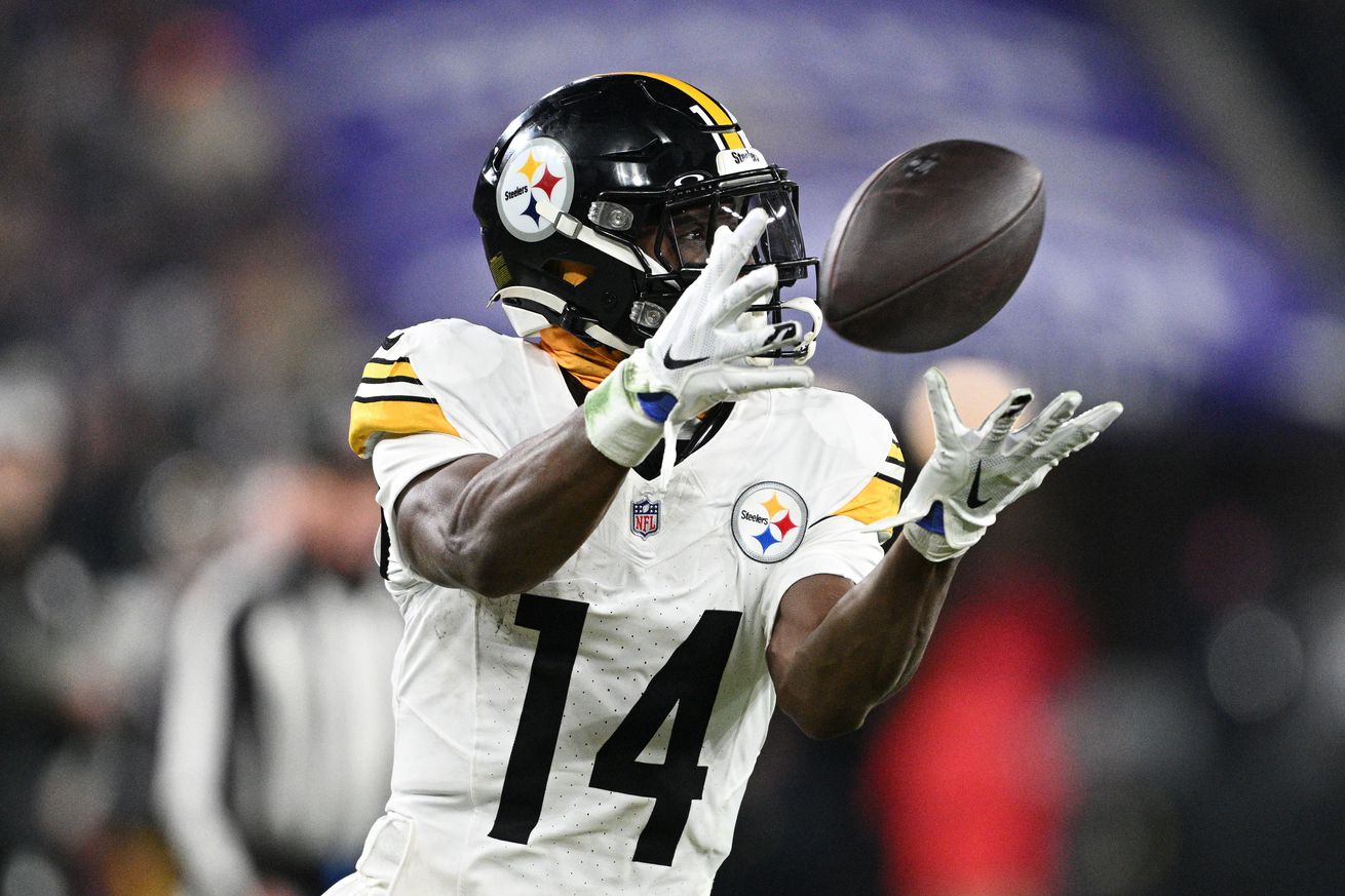 NFL: AFC Wild Card Round-Pittsburgh Steelers at Baltimore Ravens