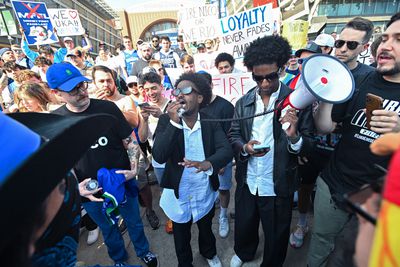NBA: FEB 08 Dallas Mavericks Fans Protest