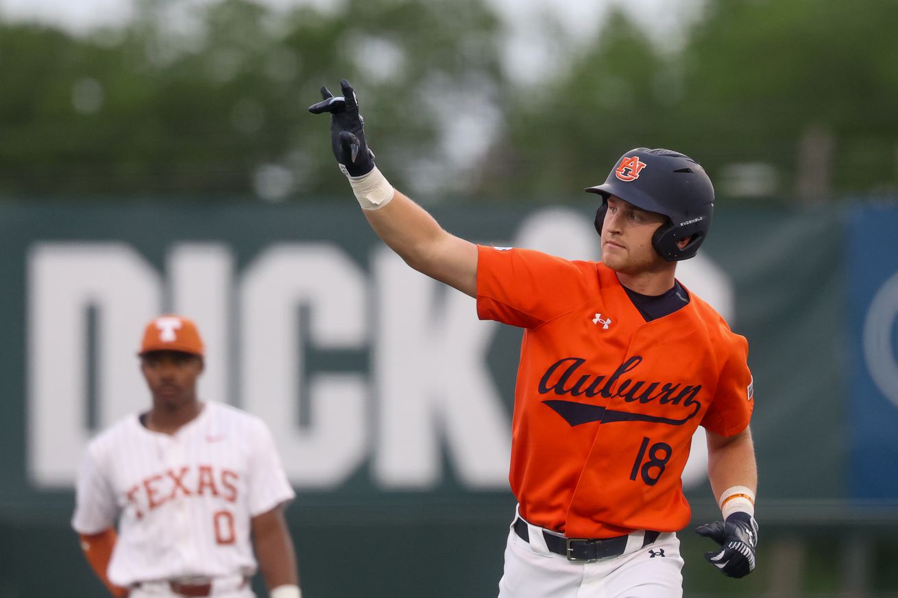COLLEGE BASEBALL: APR 18 Auburn at Texas