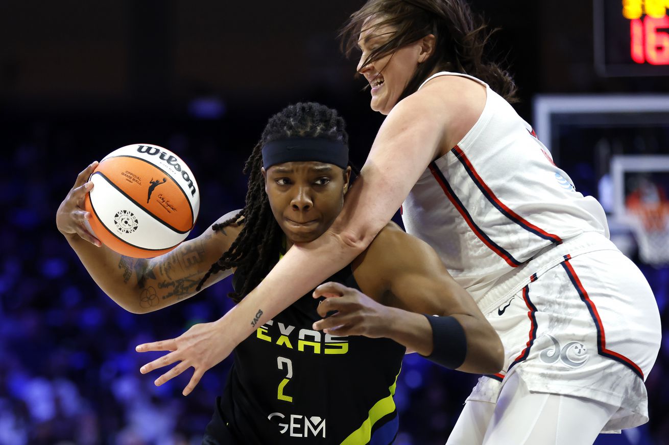 Washington Mystics v Dallas Wings