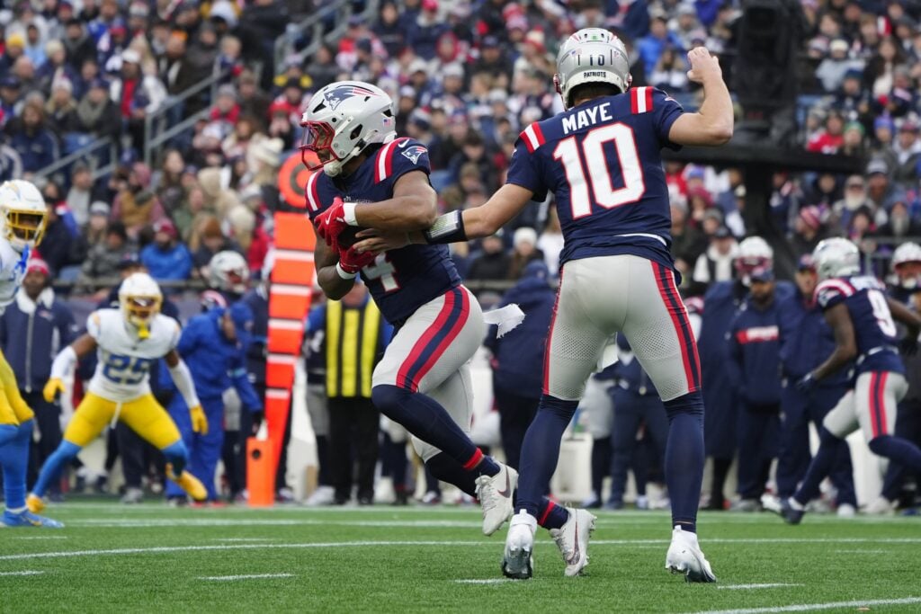 Patriots Trade Antonio Gibson