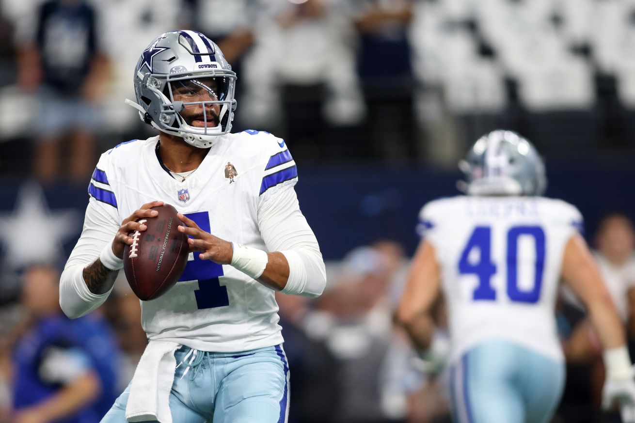 NFL: New Orleans Saints at Dallas Cowboys