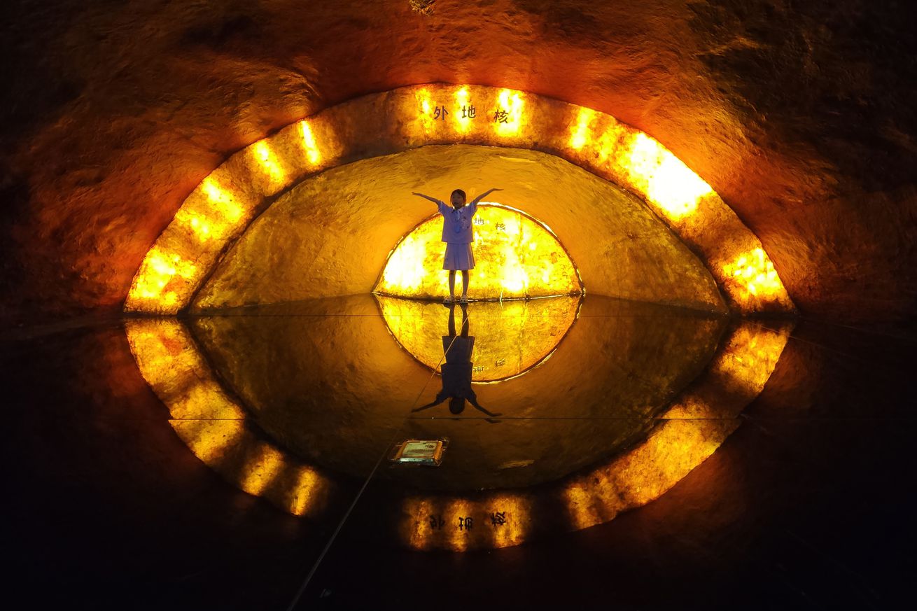 People Visit Nanjing Geological Museum During Summer Vacation