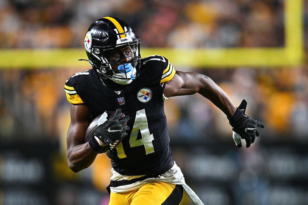 Dallas Cowboys v Pittsburgh Steelers