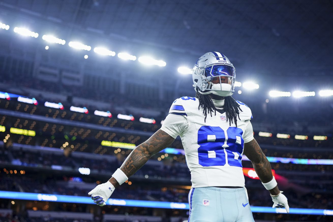 Tampa Bay Buccaneers v Dallas Cowboys