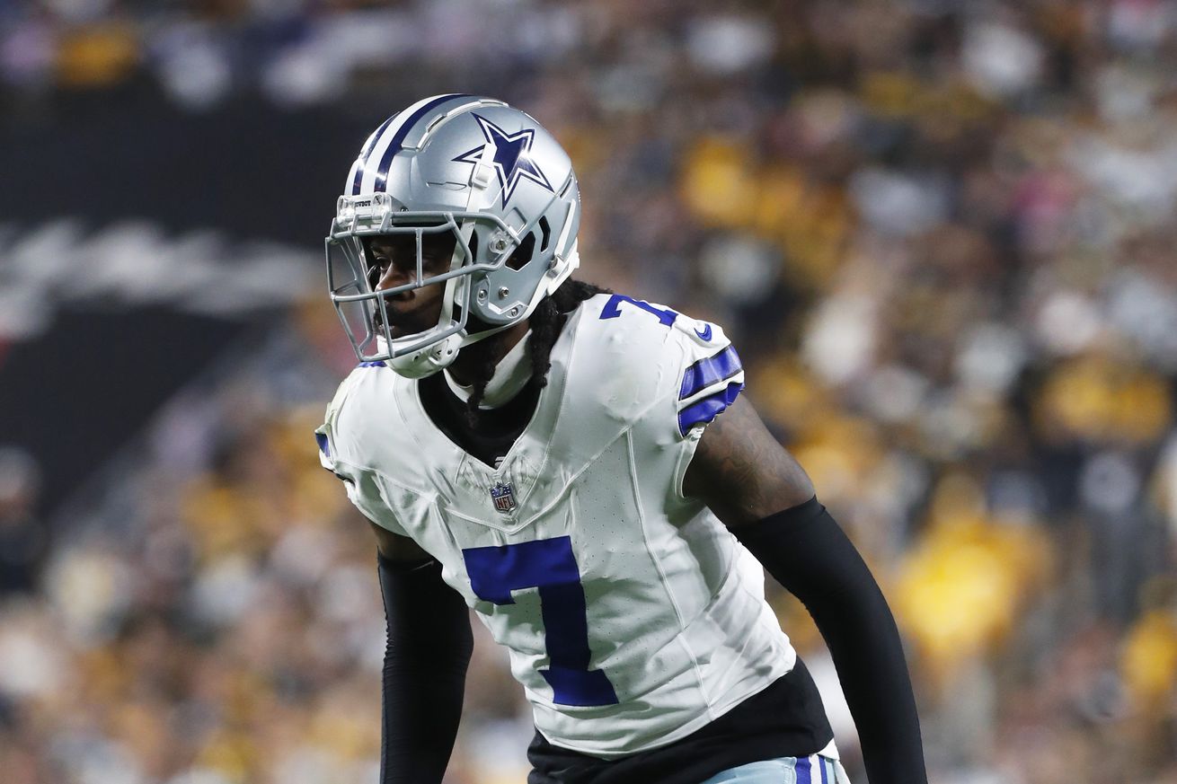 NFL: Dallas Cowboys at Pittsburgh Steelers