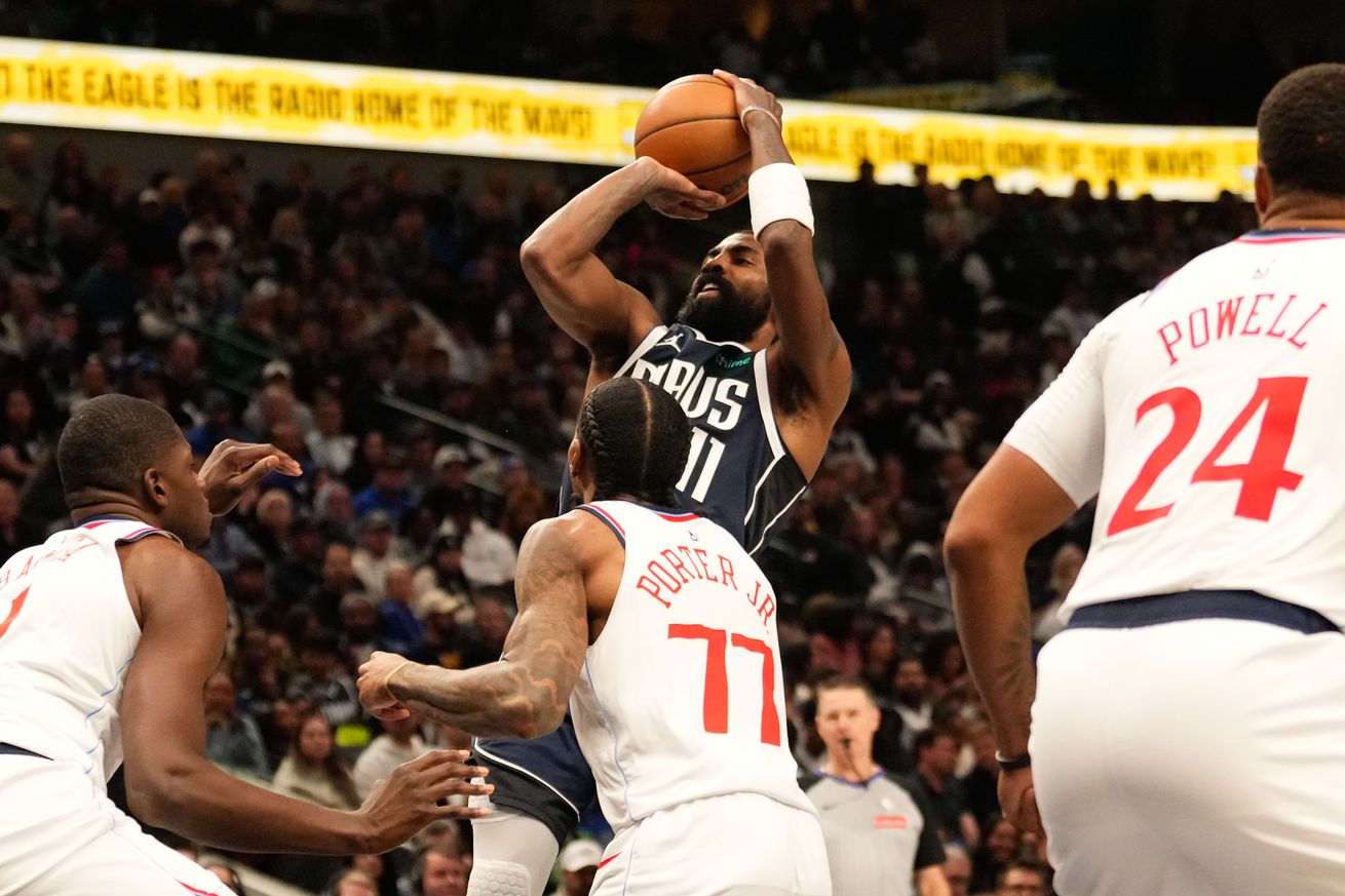 NBA: Los Angeles Clippers at Dallas Mavericks