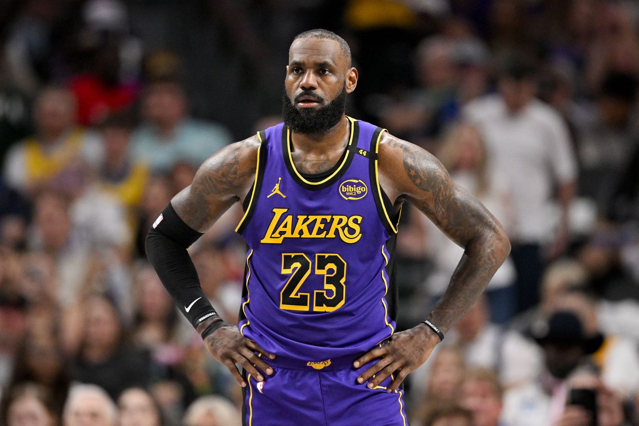 NBA: Los Angeles Lakers at Dallas Mavericks