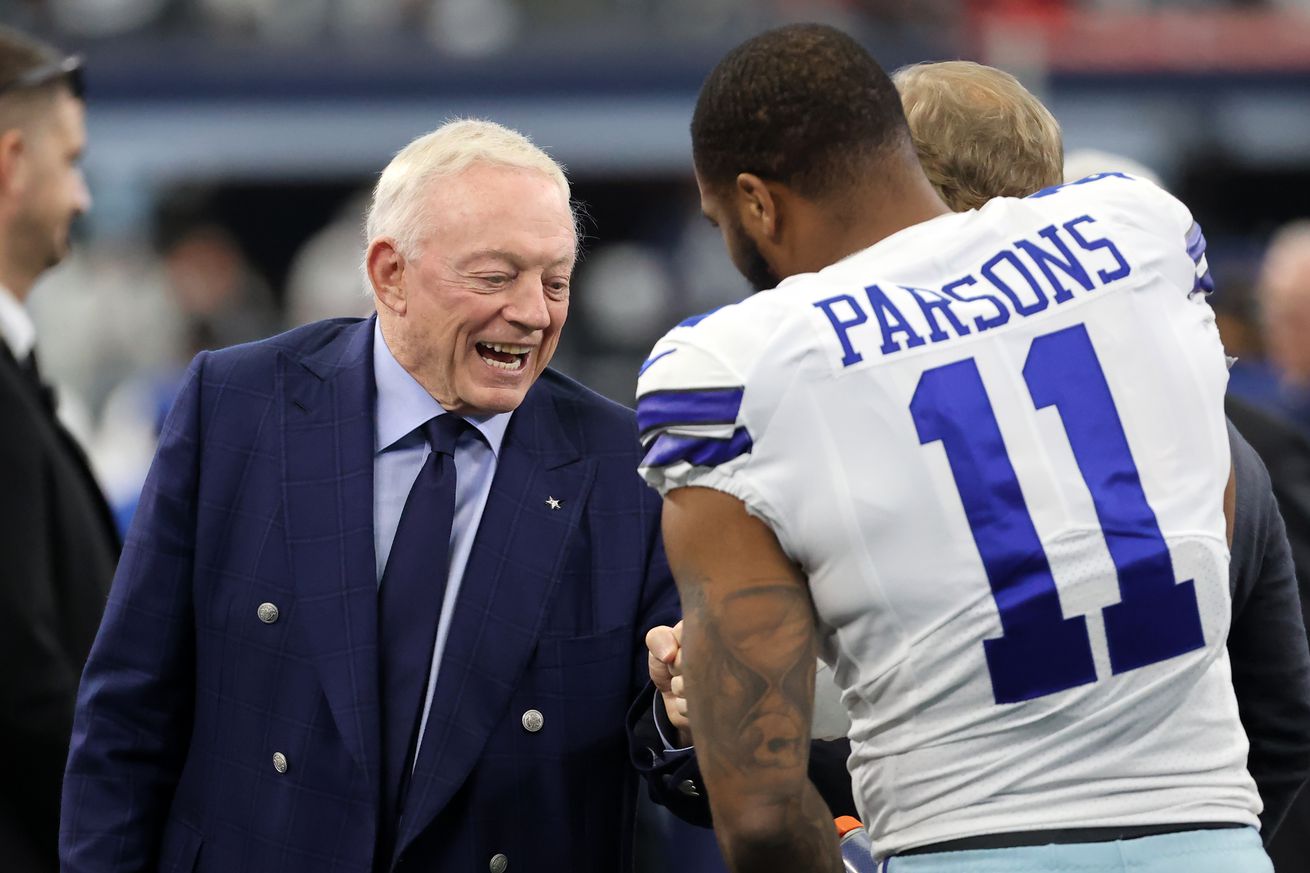 NFL: NFC Wild Card Playoff-San Francisco 49ers at Dallas Cowboys
